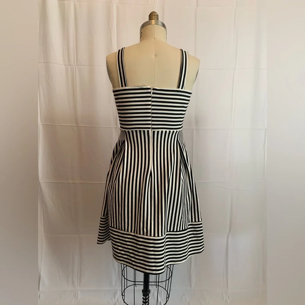 Nwot Brixon Ivy Black & White Striped
Ponte Bib Fit & Flare Summer Dress medium - Picture 5 of 12